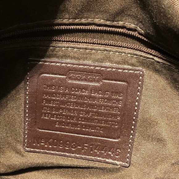 Coach Vintage Shoulder Bag - Picture 3 of 6